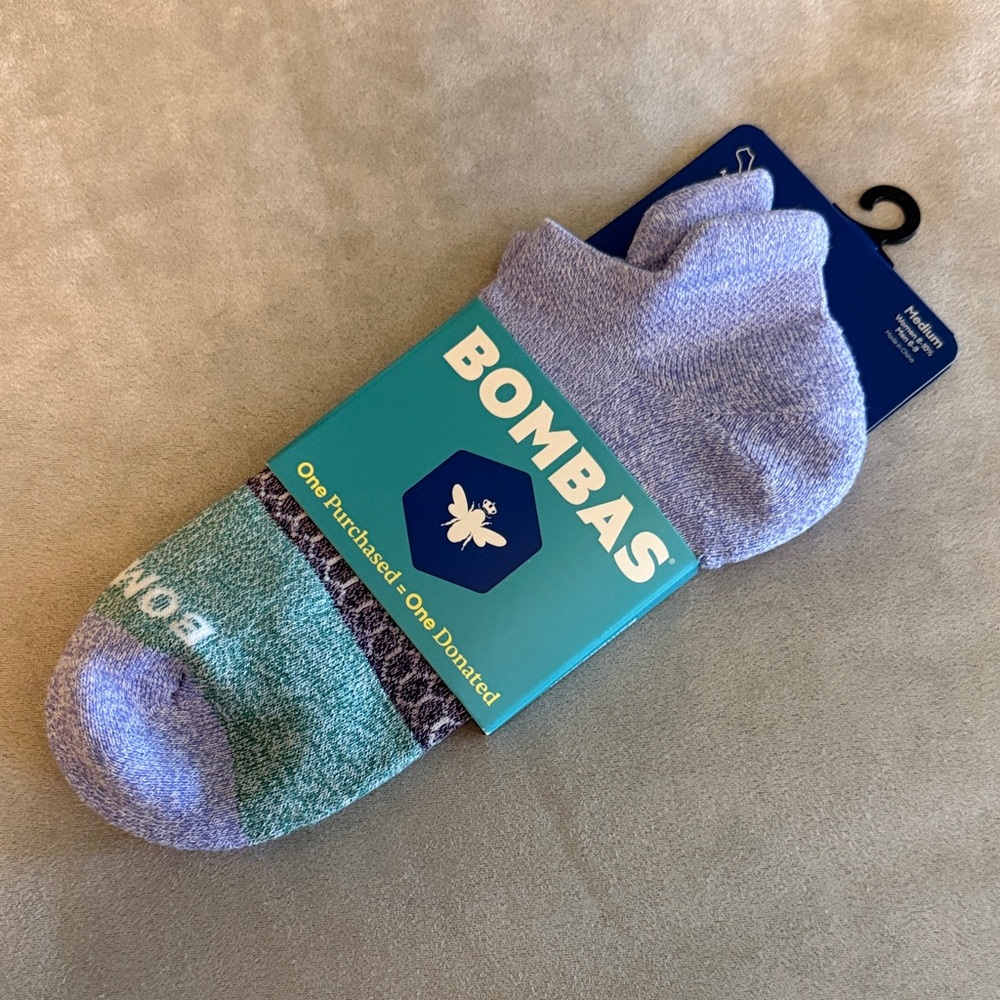 Bombas No-Show Athletic Socks in Purple and Teal. NWT